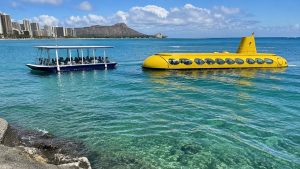 oahu glass bottom vs atlantis
