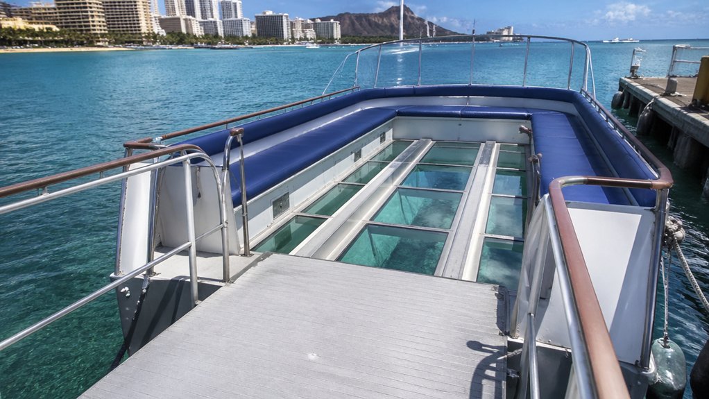 waikiki glass bottom boat accessibility